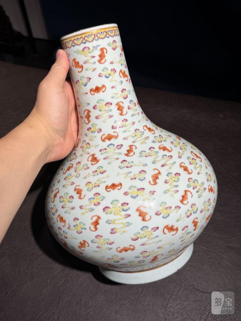 清光绪 粉彩百蝠纹荸荠瓶 - 图8